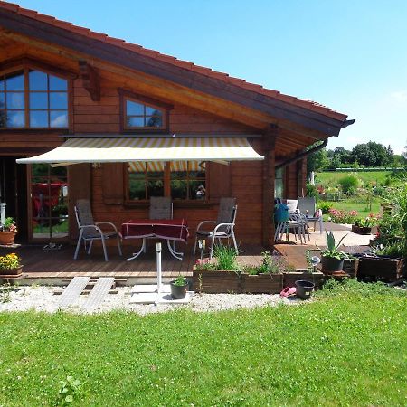 Barrierefreies Zimmer Im Blockhaus Mit Sauna Am See Soyen ภายนอก รูปภาพ